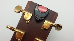 guitar-pick-holder-case-13
